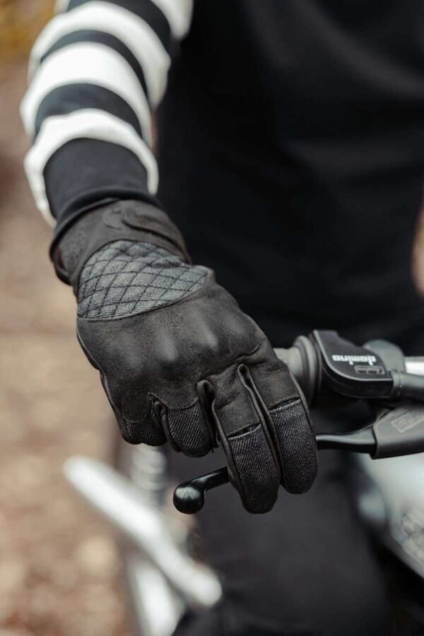 age-of-glory-shifter-gloves-black-leather-and-denim